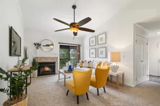 Photo #3: OC23093499 Listing 