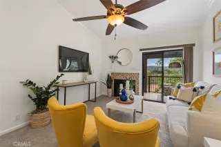 Photo #4: OC23093499 Listing 