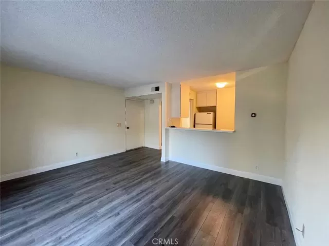 MLS: OC23093529 Condo For Sale