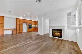 Photo #4: OC23093651 Listing 