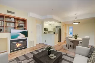 Photo #6: OC23093678 Listing 