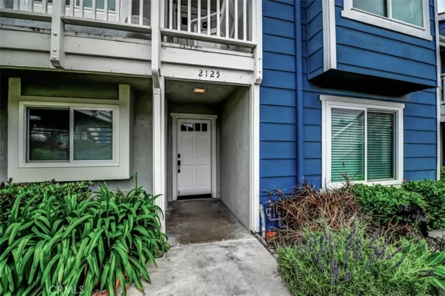 MLS: OC23093825 Condo For Sale