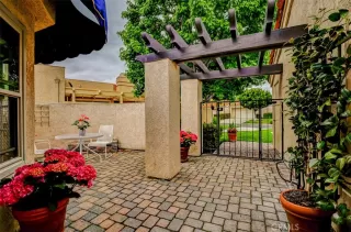 Photo #2: OC23093828 Listing 