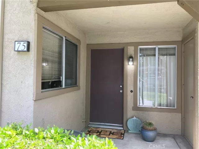 MLS: OC23093903 Condo For Sale