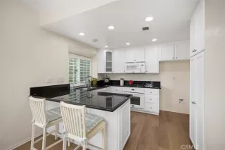 Photo #5: OC23094041 Listing 