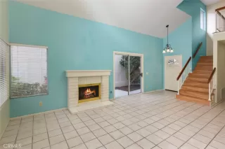 Photo #4: OC23094129 Listing 