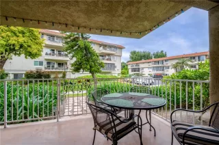 Photo #6: OC23094190 Listing