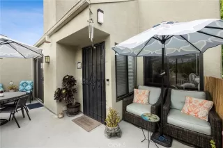 Photo #2: OC23094251 Listing 