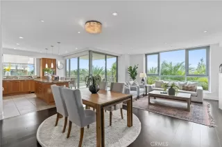 Photo #1: OC23094256 Listing