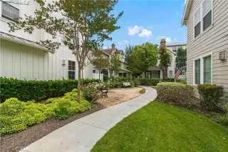 Photo #2: OC23094535 Listing 