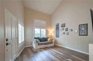 Photo #4: OC23094625 Listing 