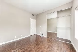 Photo #4: OC23094734 Listing