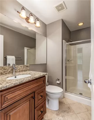 Photo #5: OC23094734 Listing