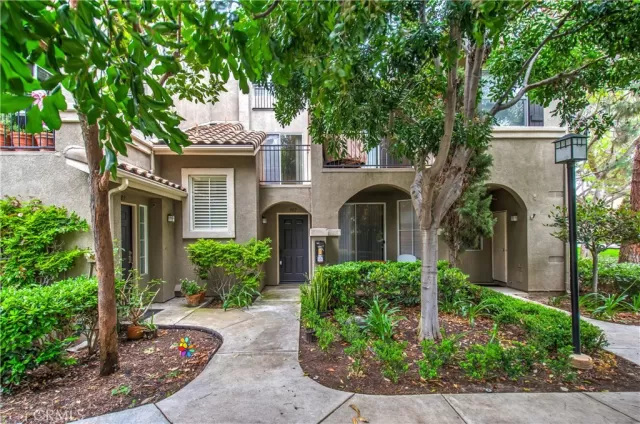 MLS: OC23094882 Condo For Sale