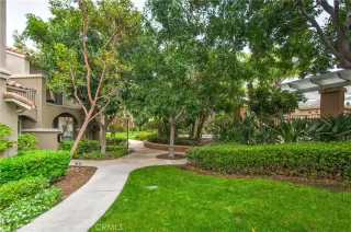 Photo #4: OC23094882 Listing 