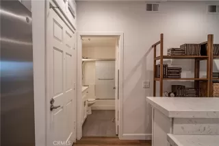 Photo #2: OC23095075 Listing 