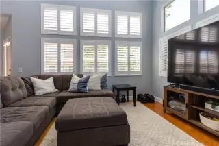 Photo #5: OC23095305 Listing