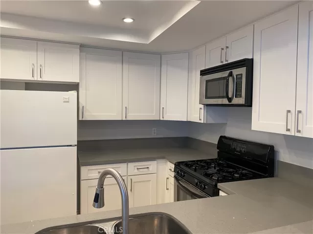 MLS: OC23095409 Condo For Sale