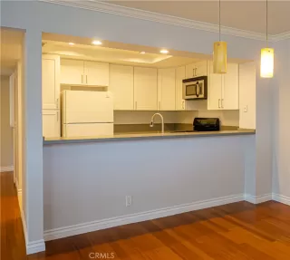 Photo #5: OC23095409 Listing 