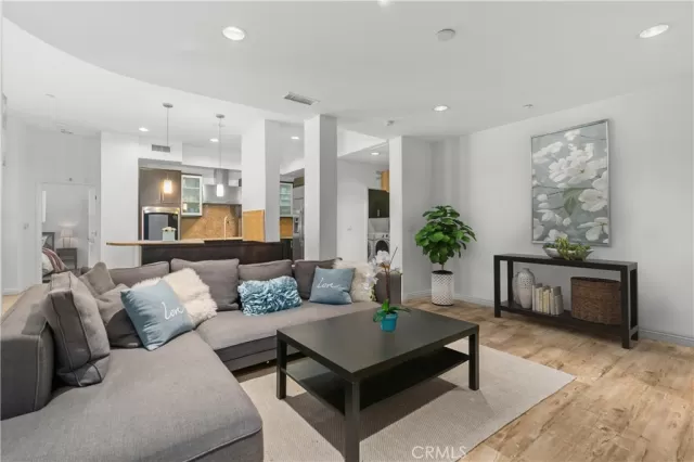 MLS: OC23095422 Condo For Sale