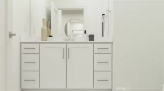 Photo #5: OC23095450 Listing 