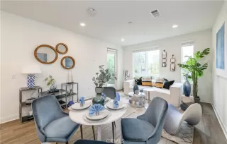 Photo #4: OC23095845 Listing