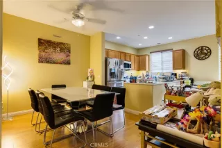 Photo #4: OC23095896 Listing 