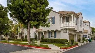 Photo #3: OC23096001 Listing 