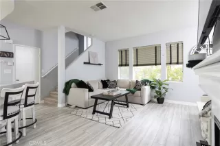 Photo #1: OC23096220 Listing