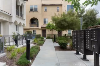 Photo #1: OC23096563 Listing 