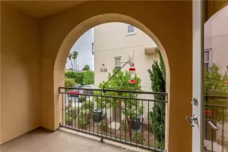 Photo #6: OC23096563 Listing 