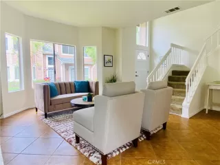 Photo #3: OC23096574 Listing 