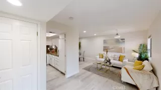 Photo #5: OC23096927 Listing