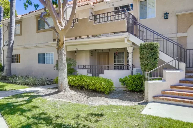 MLS: OC23097255 Condo For Sale