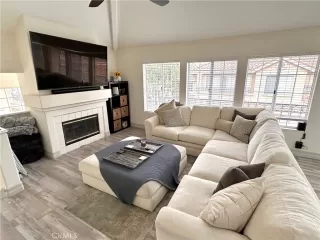 Photo #2: OC23097381 Listing 