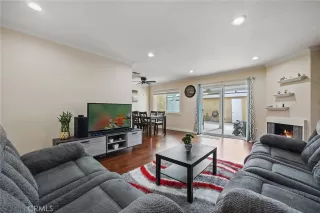 Photo #2: OC23097389 Listing 