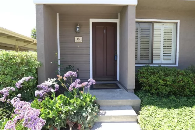 MLS: OC23097562 Condo For Sale