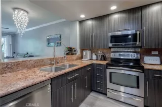 Photo #4: OC23097683 Listing