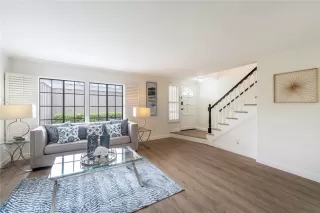 Photo #2: OC23097724 Listing 