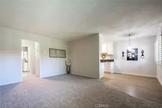 Photo #6: OC23097779 Listing