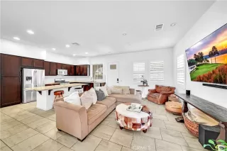 Photo #4: OC23097898 Listing 