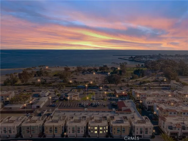 MLS: OC23097913 Condo For Sale