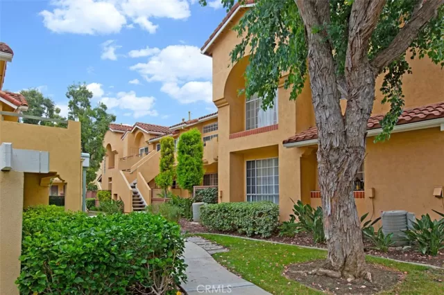 MLS: OC23097917 Condo For Sale