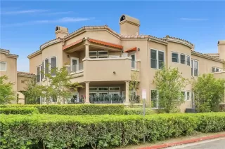 Photo #3: OC23098226 Listing