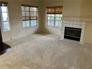 Photo #2: OC23098438 Listing