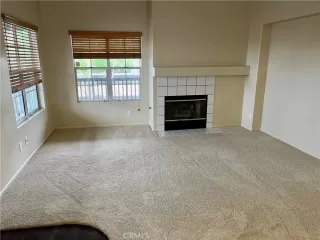 Photo #3: OC23098438 Listing