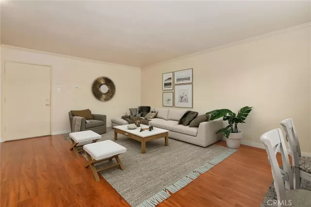 MLS: OC23098501 Condo For Sale