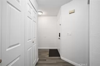 Photo #3: OC23098805 Listing