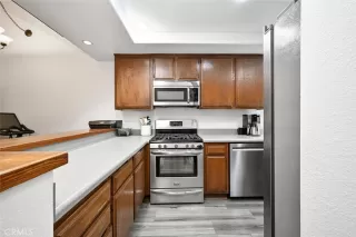 Photo #6: OC23098805 Listing