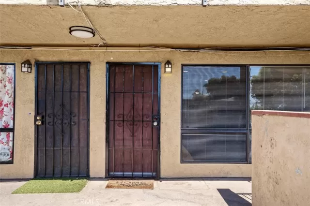 MLS: OC23098835 Condo For Sale